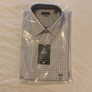 MENS’s NWT VAN HEUSEN DRESS SHIRT